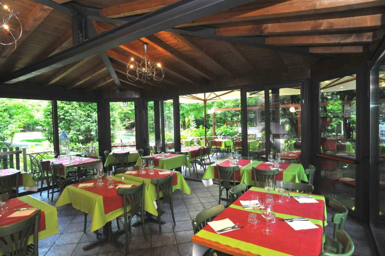 Trattoria Laghee Con Alloggio Cernobbio Exterior foto